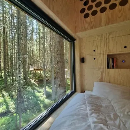 Treetop Ekne - Hytte I Skogen Med Hengebru Kemping Levanger