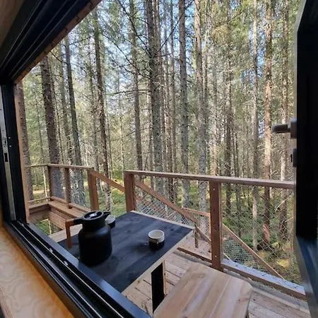Treetop Ekne - Hytte I Skogen Med Hengebru Kemping Levanger
